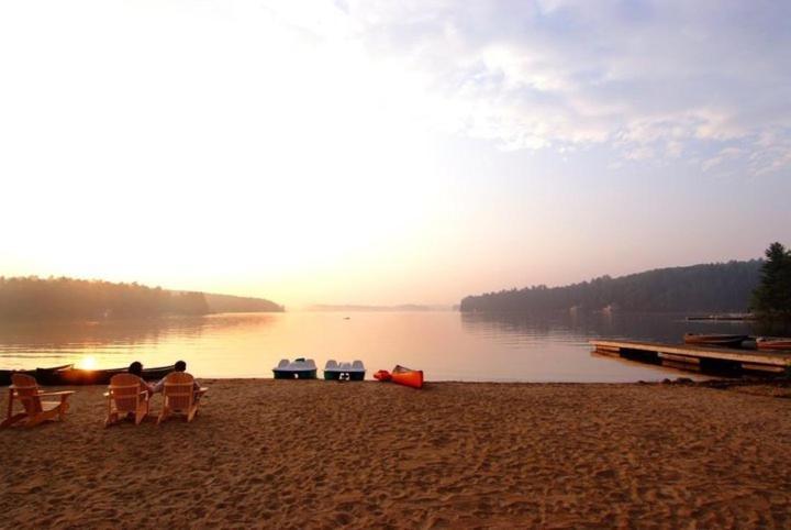 Touchstone Resort On Lake Muskoka Bracebridge Dış mekan fotoğraf